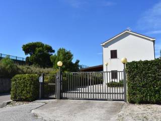 Villa in in vendita da privato a termoli via maestrale