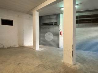 Garage in vendita a manfredonia viale miramare