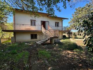 Villa in vendita a calvi via tre torri