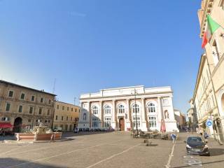 Appartamento in affitto a pesaro piazza del popolo