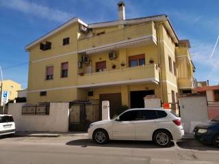 Garage in vendita ad alghero via monte d'olla, 11