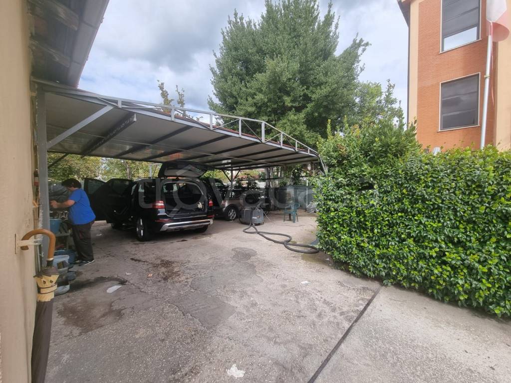 immagine annuncio 1 di 14