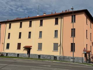 Appartamento in vendita ad arcore via monte bianco, 130