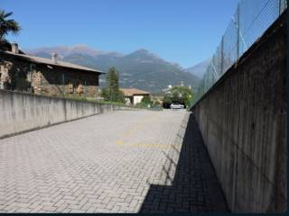 Posto auto in vendita a colico via chiaro, 34