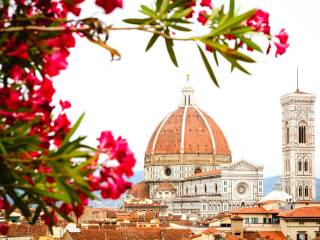 Negozio in vendita a firenze piazza del duomo