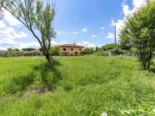 Terreno residenziale in vendita a cerreto guidi via poggio tondo