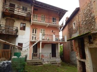 Casa indipendente in vendita a lozzolo garibaldi