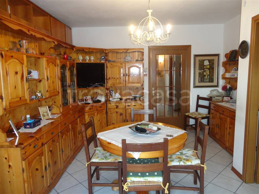 immagine annuncio 1 di 14