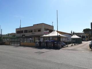 Capannone industriale in vendita a terni via maestri del lavoro, 46