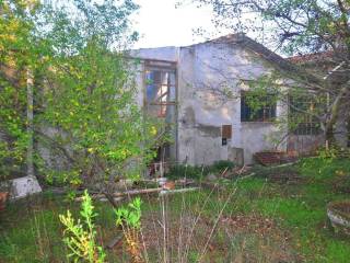 Magazzino in vendita a castellina marittima via aia vecchia