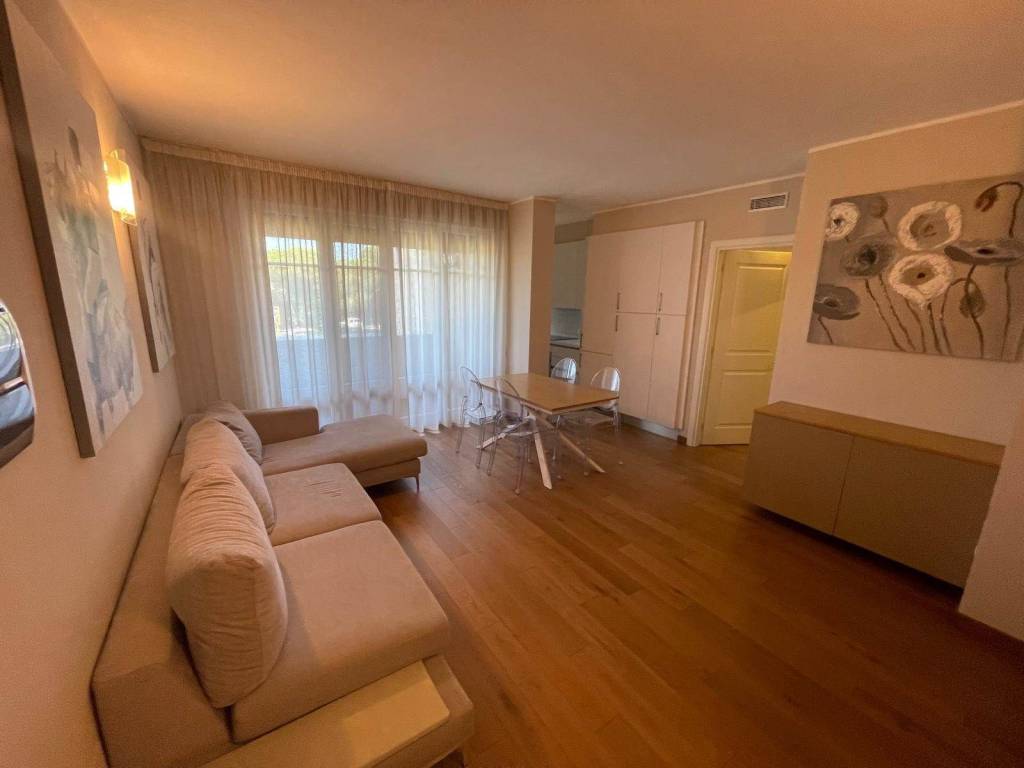 immagine annuncio 1 di 8