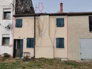 Casa indipendente in vendita a canaro via benvenuto tisi