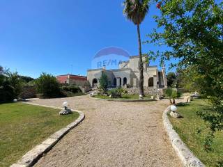 Villa bifamiliare in vendita a lecce 