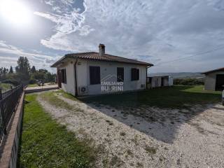 Villa bifamiliare in vendita a san gemini località madonna della neve