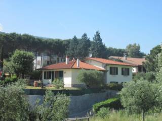 Villa in in vendita da privato a pescia via lucchese, 304