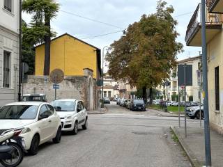 Garage in vendita a verona via mura san bernardino, 2