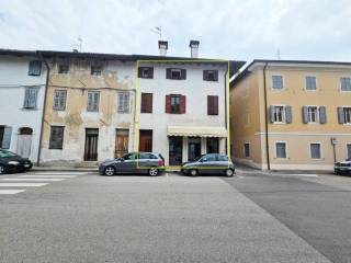 Intero stabile in vendita ad aquileia piazza san giovanni, 10