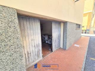 Garage in vendita a finale ligure via abate bolognani