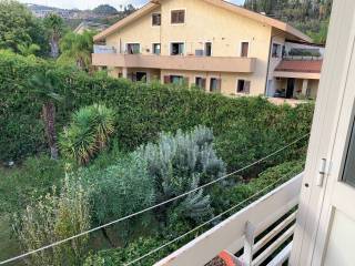 Appartamento in vendita ad aci castello via acicastello, 85