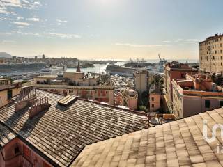 Appartamento in vendita a genova salita degli angeli, 19