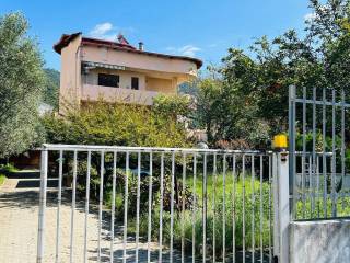 Villa in vendita a nocera terinese viale stazione