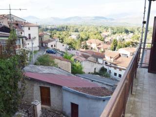 Casa indipendente in vendita a tagliacozzo via sotto la cona