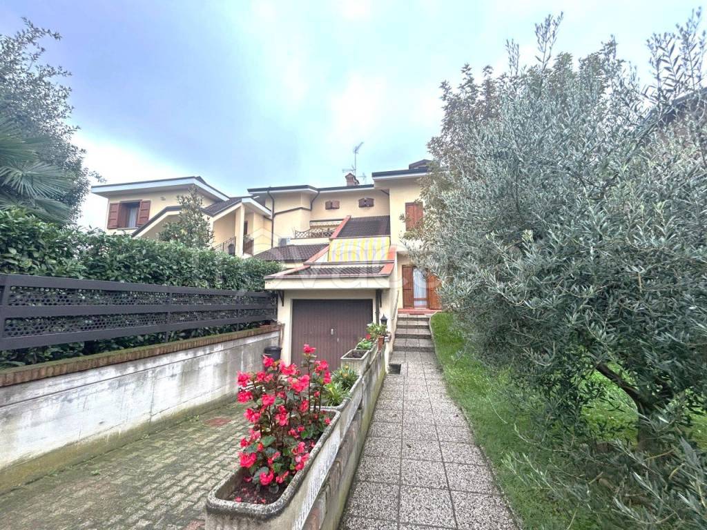 immagine annuncio 1 di 14