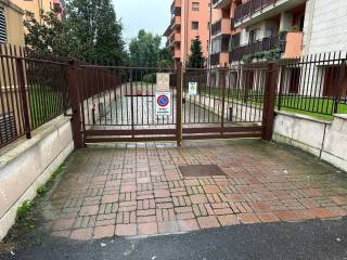 Garage in affitto a san giuliano milanese via bambini di beslan, 6