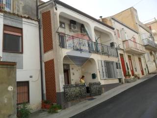 Casa indipendente in vendita a villarosa via milano, 103