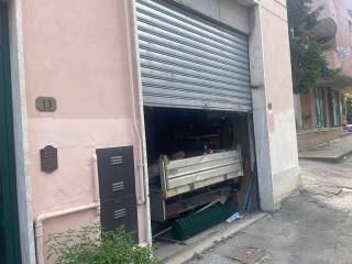 Magazzino all'asta a poggibonsi via gracco del secco, 15