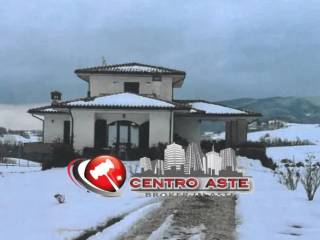 Villa all'asta a frontone localita' magalotti - strada provinciale san savino, pu, 61040 san savino pu, italia