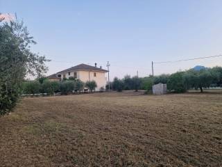 Terreno residenziale in vendita a sant'egidio alla vibrata via dei sanniti