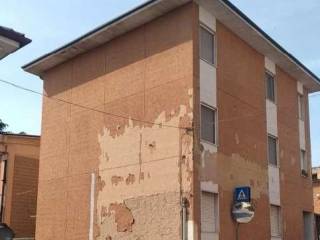 Appartamento all'asta a sannazzaro de' burgondi sannazzaro de burgondi via roma 49, 49