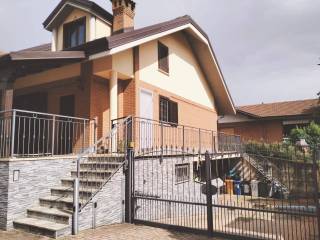 Villa bifamiliare in in vendita da privato a bruino via cascina nuova