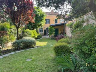 Casa indipendente in vendita a ferrara 