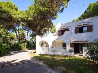 Villa in vendita a lecce strada provinciale san cataldo-san foca