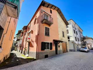 Casa indipendente in vendita a farigliano via camillo benso di cavour, 14