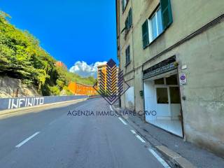 Garage in vendita a genova via fereggiano, 185r