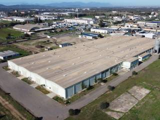 Capannone industriale in affitto ad assemini terza strada