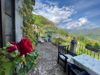 Casa indipendente in vendita a coreglia antelminelli 