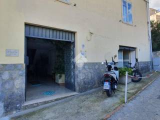 Garage in vendita a ravello via santissima trinità, 27