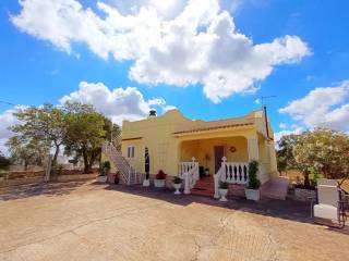 Villa in vendita a ostuni contrada paradiso s.n.c.