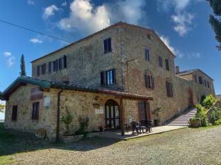 Villa bifamiliare all'asta a monticiano località fattoria il santo