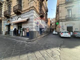 Negozio in vendita a catania piazza cavour, 38