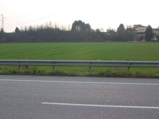 Terreno agricolo in vendita a carate brianza via lungo la strada veicolare monza