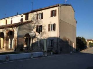 Casa indipendente all'asta a marcaria piazza finzi, 24