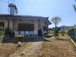 Villa a schiera in vendita a pozzuolo del friuli via giosuè carducci, 61