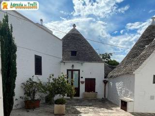 Trullo in vendita ad alberobello via duca degli abruzzi