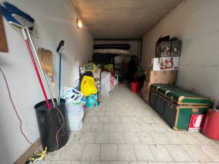 Garage in vendita a bergamo via lev tolstoj, 16