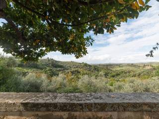 Appartamento in vendita a montalcino via umberto i